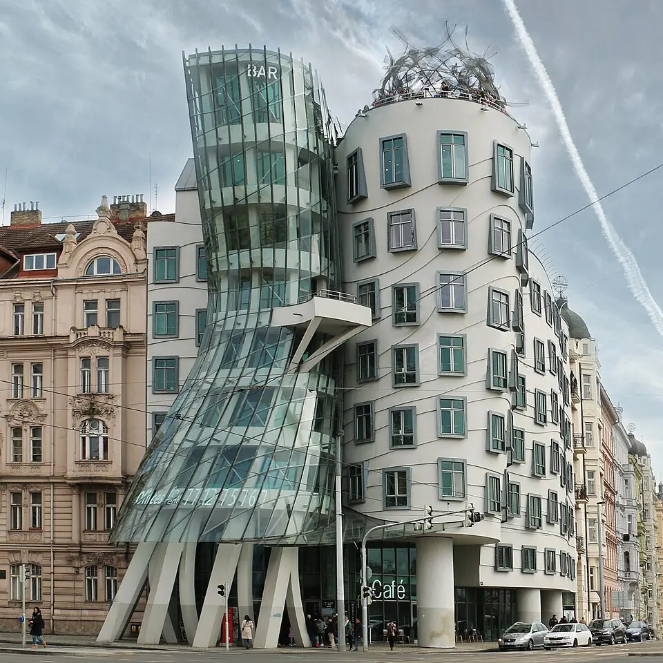 Dancing House, Prague