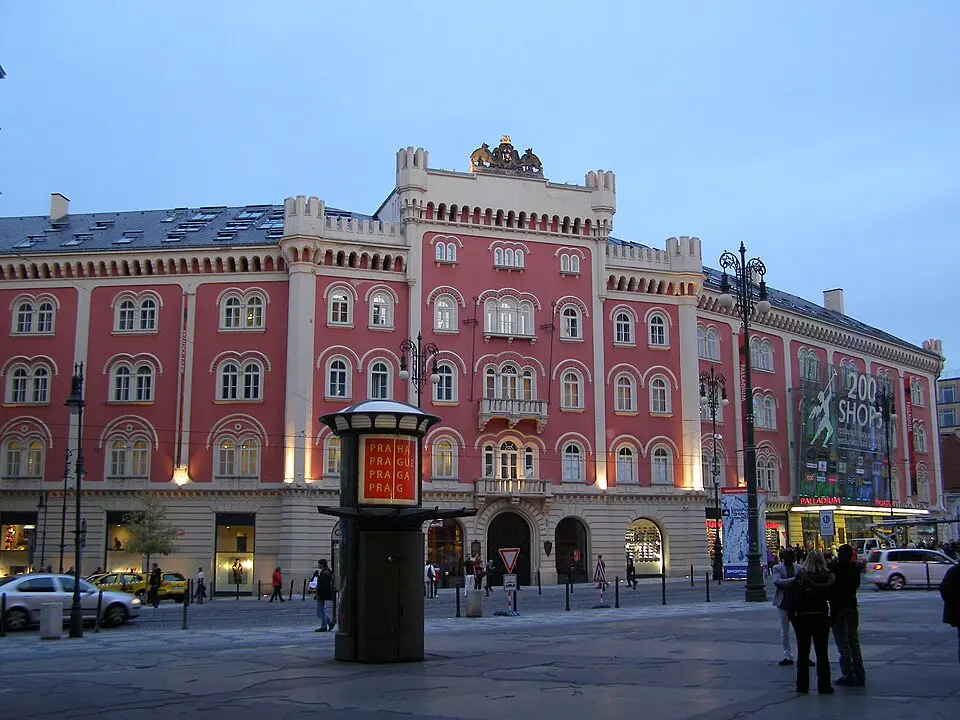 Palladium, Prague